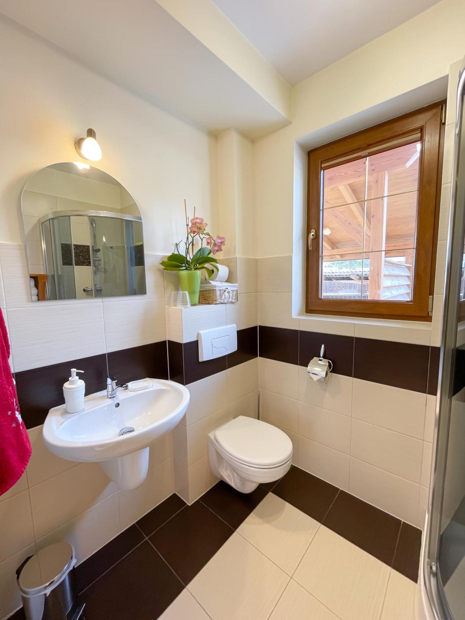 Apartamenty Trojaki Przy Termach - Banska Nizna Rom bilde